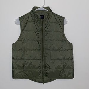 {GAP} green vest